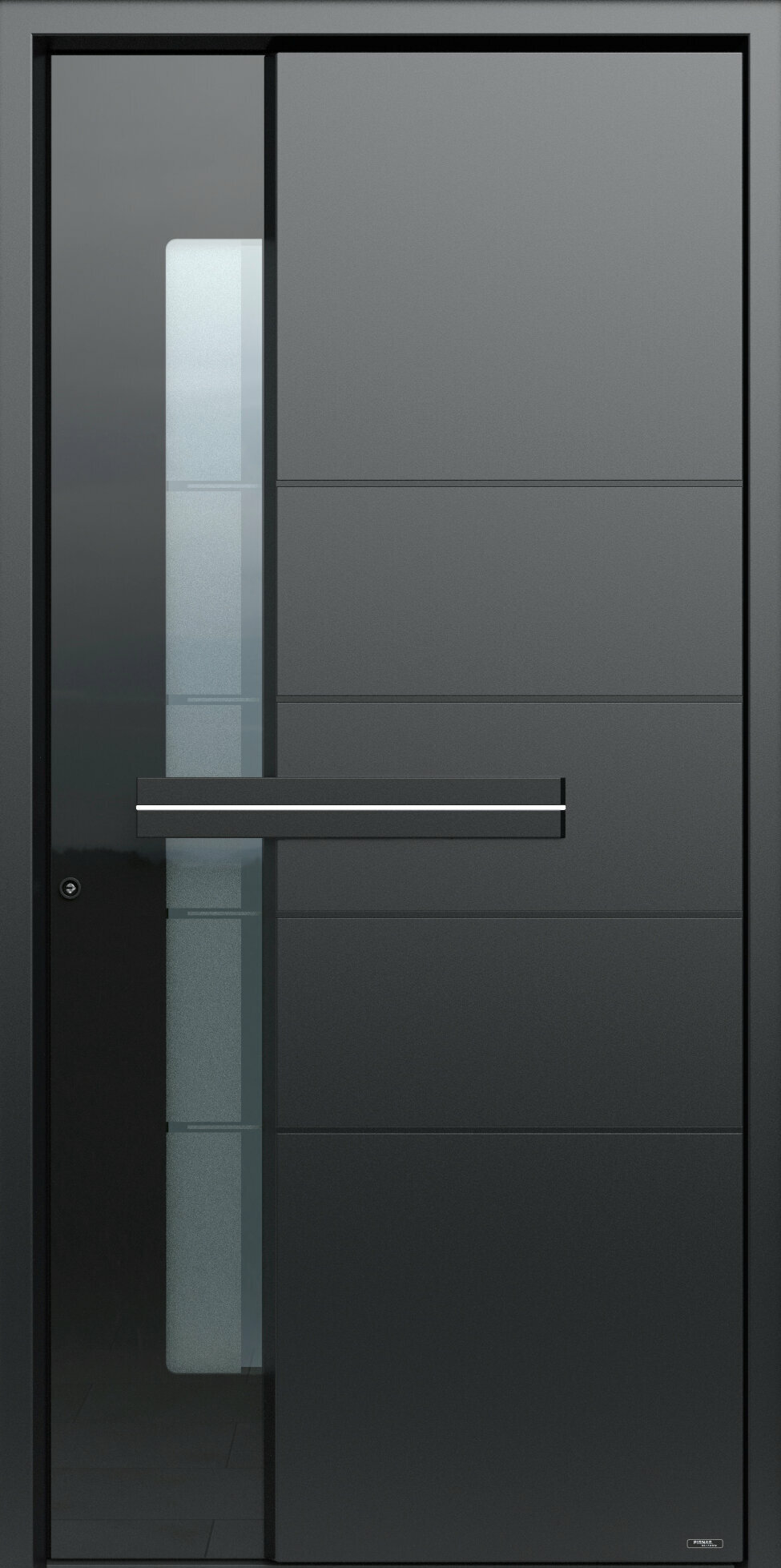 Eine moderne fast schwarze Tür mit einem eleganten Griff und einer schmalen Milchglasscheibe auf der linken Seite. Dunkle Lisenen laufen horizontal bis zum Glas.